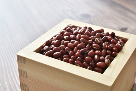 令和7年産 十勝めむろ 小豆 300ｇ×6袋 あずき 豆 お豆 豆 豆類 和菓子 料理 国産 常温保存 北海道 十勝 芽室町me003-100c