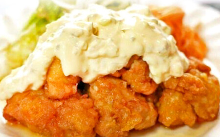 訳あり！ むね南蛮 特製 タルタル 付き 計1kg (500g×2パック) 鶏むね 鶏肉 お肉 タルタルソース おかず 惣菜 南蛮 自家製 タレ 簡易包装 冷凍