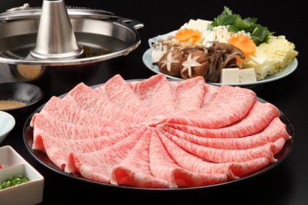 【6月発送分】 極上 近江牛 すき焼き しゃぶしゃぶ ロース 800g 【CB02W-6m】 近江牛 牛肉すき焼き