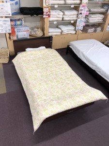 もめん綿入り（コットン100％）　肌掛け布団　二重ガーゼタイプ（グリーン）【CW27W】