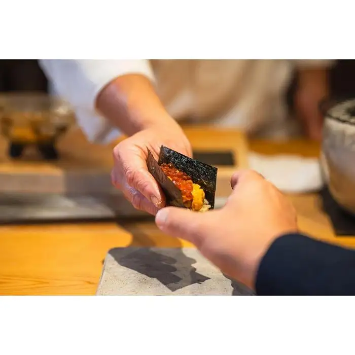 【ながり鮨錬Ren】神戸：≪ディナー≫厳選おまかせ　全23品ペアお食事券（ぐるなびセレクション）
