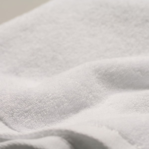 ろ七タオル　高級ホテル仕様「ファラオ」　バスタオル1枚フェイスタオル1枚（009_5078）