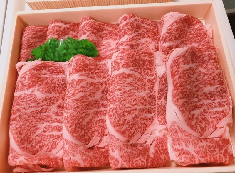 ＜なかむら謹製＞【博多和牛】黒毛和牛肩ロースすき焼き用うす切り800g【E-084】