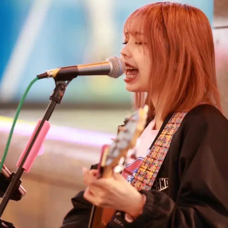 ＜イベント出演＞ストリートミュージックコンテスト優勝者「結芽乃(ゆめの)」_B165-010