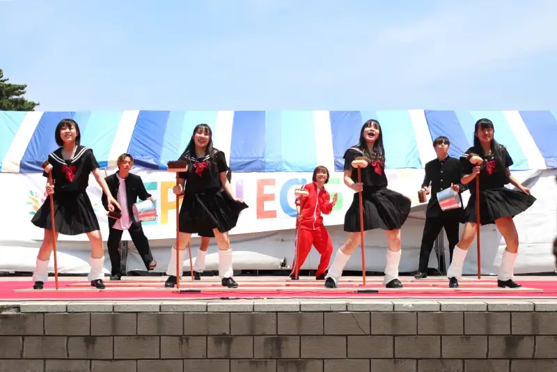 ＜ イベント出演＞スクールダンスコンテスト優勝チーム(高大学生以上部門)TAP DANCESTUDIO「ConnecT」_B165-013