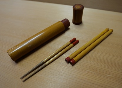 竹甚工房　矢竹（ヤダケ）箸（２本継）1（010_5019）