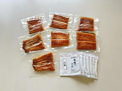 浜名湖うなぎ蒲焼（小丼用）計370g 【訳あり】サイズ不揃い7～9袋 加工品 養殖 老舗 手焼き 百貨店 ギフト カット 湯せん レンジ 美味しい 冷凍 食べきり 便利 簡単 調理 土用の丑の日 静岡県 浜松市 