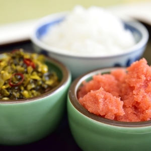 【4回定期便】無着色辛子明太子切子1kg　味わい豊かに粒仕立て【001-0359】