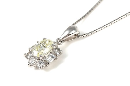 【ふるなび限定】【一点もの】ダイヤモンド（0.606ct）プラチナペンダント　R65　K05096-H　FN-Limited-SP