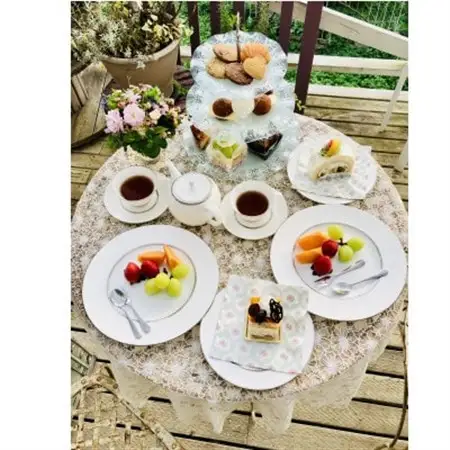シークレットガーデンで楽しむアフタヌーンティ2名様_旅行券・チケット 食事券    旅行券・チケット  入場券・優待券 _【1464096】