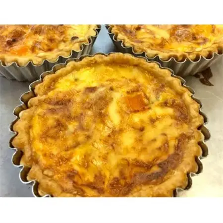 米粉の手作り犬用ケーキと人用キッシュ18cmのセット_惣菜・加工品      ペット用品  _【配送不可地域：離島】【1466841】