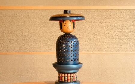 No.2840 土湯こけしのスタンドライト　陳野原幸紀作