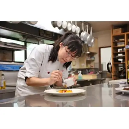 オーベルジュテラ 信州牛付き宿泊券(1泊2食・2名様)_旅行券・チケット 宿泊券  _【1472407】