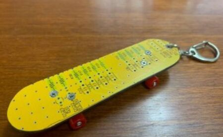 kibanスケボーキーホルダー（ノーマルサイズ） スケートボード ミニチュア 基板 パソコン PC 