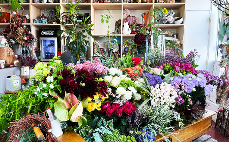 季節の山形県産のお花束 ZAO 旬のオススメのお花セレクション F2Y-3724