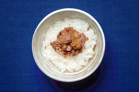 猪ラー油 140g×3個セット【いのしし イノシシ ジビエ 美郷町産 ご飯のおとも おおち山くじら使用 食べるラー油】