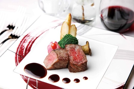 【サドヤ】老舗ワイナリーレストランお食事券【ランチコース】