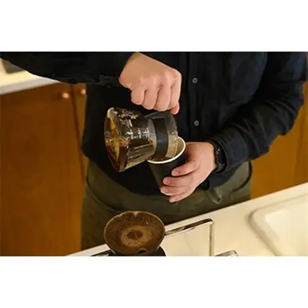 【毎月定期便】クラシックブレンド(コーヒー豆1ヶ月分) 全3回_飲料・ドリンク コーヒー豆 コーヒー・コーヒー豆 珈琲 珈琲豆  定期便 定期便  _【4009461】