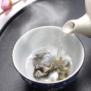 【3回定期便】乾燥めかぶセット(めかぶ茶3袋、めかぶフレーク3袋)【001-0374】