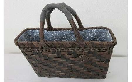 木地師手作り 純国産 くるみかごバック 【松尾 清常】 ／ くるみかご バック かごバック 篭バック クルミかご A4サイズ収納可 皮細工 伝統工芸 手作り 手づくり ハンドメイド  胡桃 クルミ くるみ 篭 かご カゴ バック バッグ チャーム付き チャーム