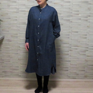 播州織 ヤクウールとオーガニックコットンのロングシャツワンピース 【和心衣・カゲヤマ】（48-11）　ネイビー