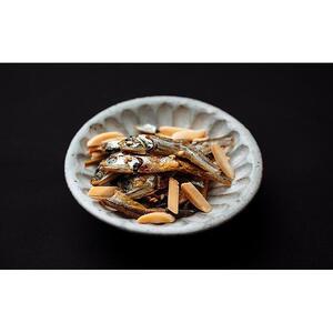 いりこやさんの小魚アーモンド 250gx4袋 業務用 カルシウム 小魚 おやつ