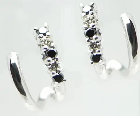 ピアス 天然 ダイヤモンド ブラック ダイヤモンド 0.14ct ペア フープ SIクラス【K18WG】P-06（KRP）G66-1412