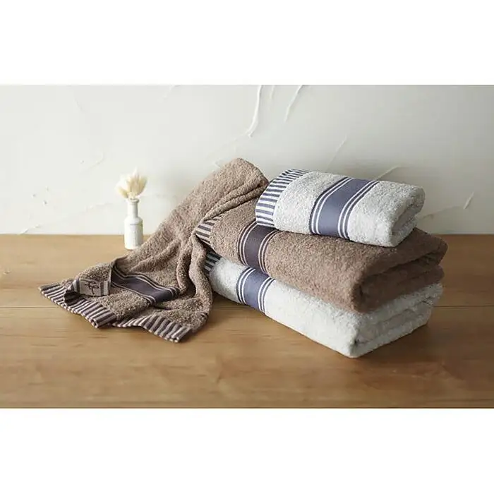  ホットマン1秒タオル　大判バス・フェイスタオル各2枚ギフトセット ／ 高い吸水性 上質 綿100％ 埼玉県