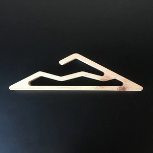 富士ヒノキの富士山ハンガー 富士 ヒノキ 富士市 SDGｓ 富士山 木製 [sf072-001]