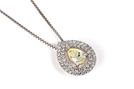 【一点もの】ダイヤモンド（0.549ct）プラチナペンダント　R81　K05137-H