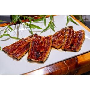 日本料理志ぶ家の うなぎ蒲焼き （タレ付き）