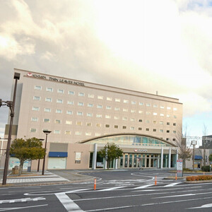 デハニ50系体験運転（平日限定貸切）ツインリーブスホテル出雲　宿泊券（２名一室　１泊朝食付）
