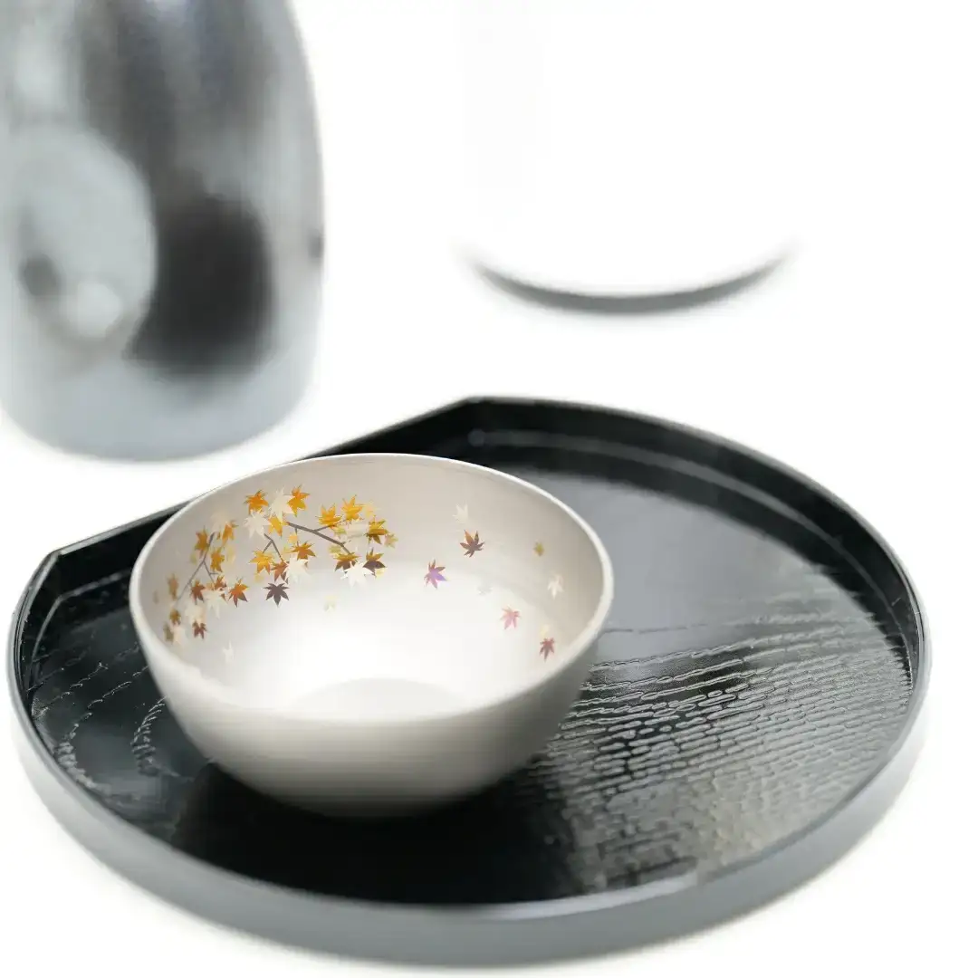 純チタン製お猪口 裕(Yuu)・秋(紅葉) オシャレ おちょこ ぐいのみ おしゃれ 酒器 日本酒 チタン 燕三条製 プレゼント 退職祝い  【022S069】