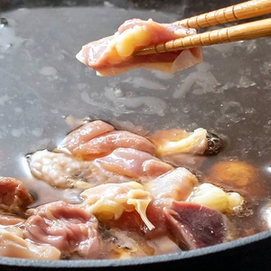 数量限定 比内地鶏 200g 2パック カット 鶏肉 地鶏 国産鶏肉