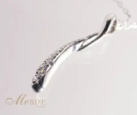 ネックレス 天然 ダイヤモンド 0.11ct SIクラス ウェーブ Isabelle イザベル 【pt900】n-109（KRP）G43-1410
