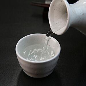 「源水」純米吟醸　四合瓶720ml 