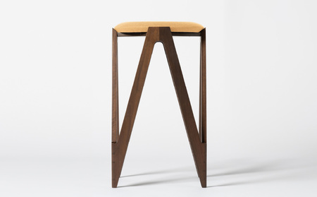 CO･DA･MA High Stool＜ウォールナット＞（NC-109 イエロー）