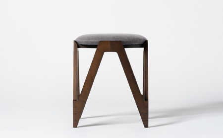 CO･DA･MA Low Stool＜ウォールナット＞（NC-126 グレー）