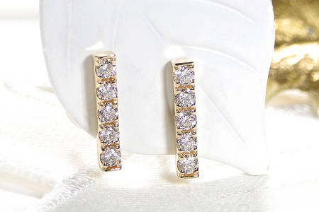 【0.20ct】K18YG ダイヤモンドバーピアス　CSP00044-18Y SWAV014