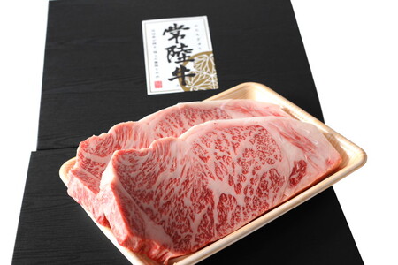 国産黒毛和牛A5等級のみ！手切りにこだわった霜降り「常陸牛」極厚サーロインステーキ肉800g（400g×2枚）【茨城県共通返礼品】 ※離島への配送不可 ※2026年1月中旬以降に順次発送予定