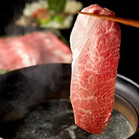 飛騨牛最高5等級 逸品ロース 900g (すき焼き・しゃぶしゃぶ用)【配送不可地域：離島】【1042669】