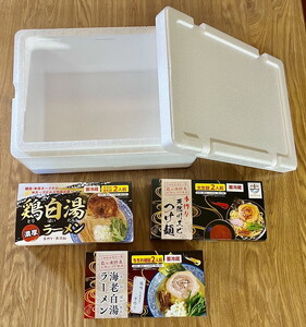 土浦ラーメンお店の人気ラーメン2人前セット×3種類（1.川エビつけ麺、2.鶏白湯ラーメン、3.海老白湯ラーメン※いずれも麺とスープのみ）合計6食　※離島への配送不可