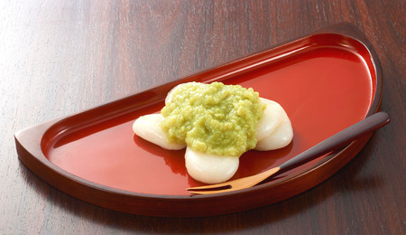 『名物・ずんだもち 』 / 平泉銘菓 名物 ずんだ 枝豆 ずんだ餡 だんご スイーツ お菓子 和菓子 冷凍 お茶菓子 お茶うけ お土産 贈答 贈り物 内祝い お祝い お返し【sed112-set-5x12A】