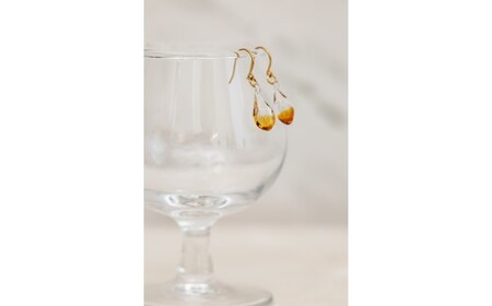 こがこもれびあーと　ピアス（フラム） ※着日指定可 | アクセサリー ピアス 耐熱 ガラス ハリオランプファクトリー HARIO 焚火 炎 オリジナル おしゃれ かわいい _DP66