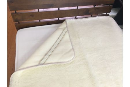 ご家庭で洗える ムートン調 ウールシーツ クイーンサイズ 160cm幅(毛羽部分 ウール100%) [0210]