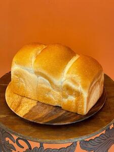 生食パンと山型食パンのセット（各1.5斤） AKK0001
