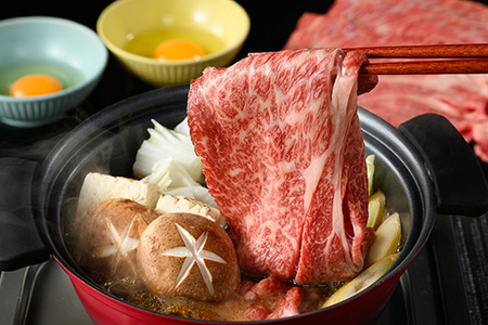 【茨城県共通返礼品 茨城県産】【常陸牛】肩ロース すき焼きセット 小分け 約700g ※北海道・沖縄・離島への配送不可