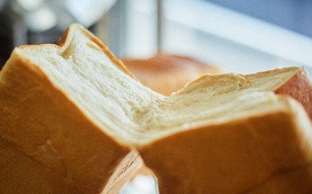 【スライス対応可能】 北海道産小麦の食パン 2斤 食パン 人気 ブレッド 冷凍 朝食 [BAKERY MAaLo]