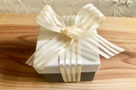 花 プリザーブドフラワー 小さな box 8cm×8cm×7.5cm [littleprincess 石川県 宝達志水町 38600817]