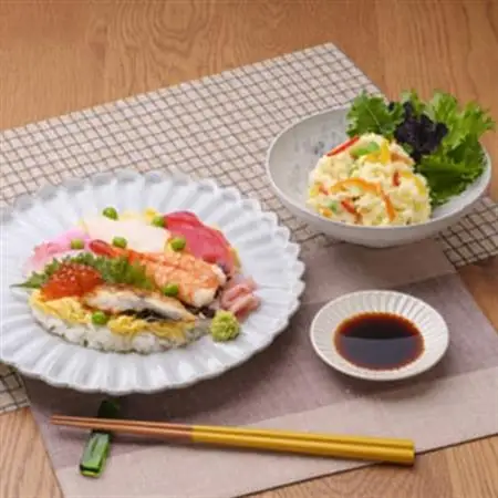 枕崎【すし匠　五条】調味料200ml×3本セット(だし醤油、すし酢、梅ドレッシング) A3-339_調味料 醤油  しょうゆ  調味料 酢    調味料 ドレッシング  _【配送不可地域：離島】【1518913】